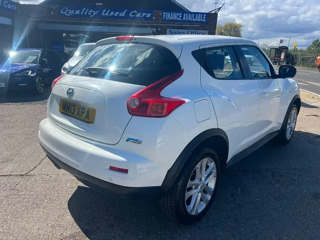 Used Nissan Juke Acenta 110 HP (80 kW) 2013 White SUV