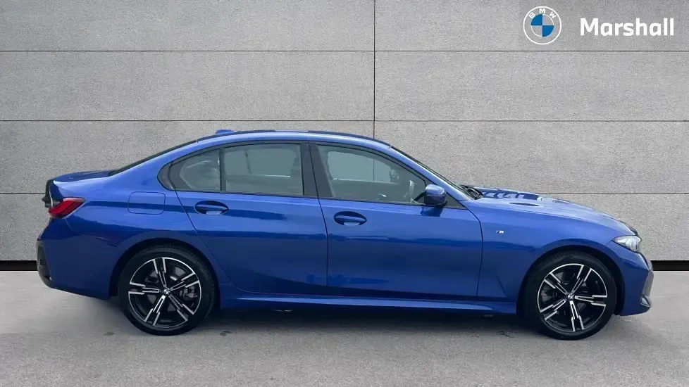 Used BMW 330e M Sport 292 HP (214 kW) 2025 Blue