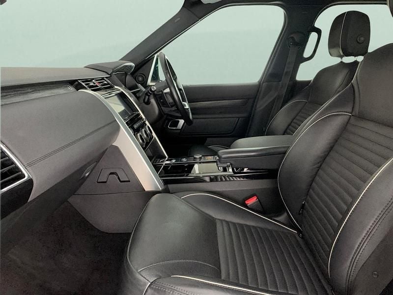 Used Land Rover Discovery 5 HSE 306 HP (225 kW) 2019 White SUV