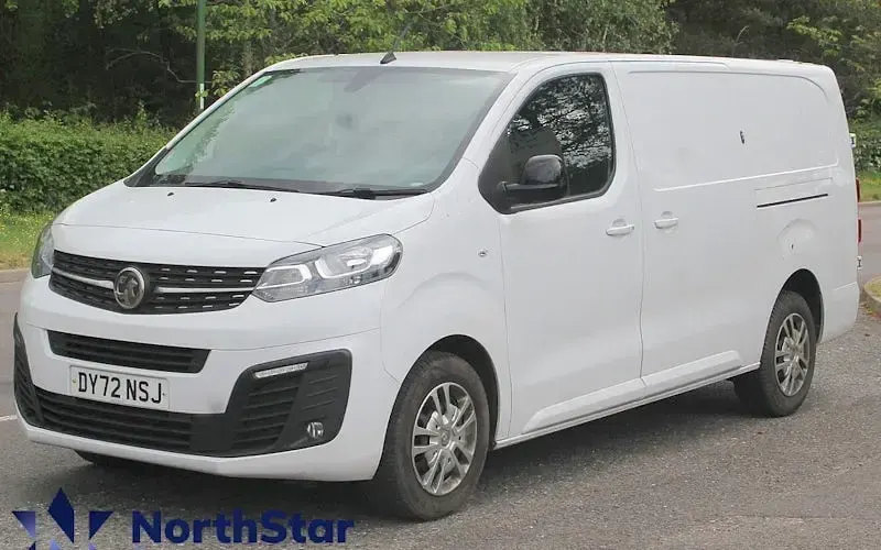 Usado Vauxhall Vivaro Sportive 101 CV (74 kW) 2022 Monovolumen