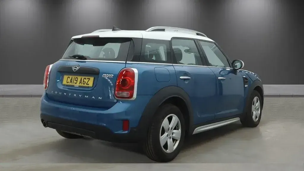 Used Mini Cooper Countryman Classic 136 HP (100 kW) 2019 Blue SUV