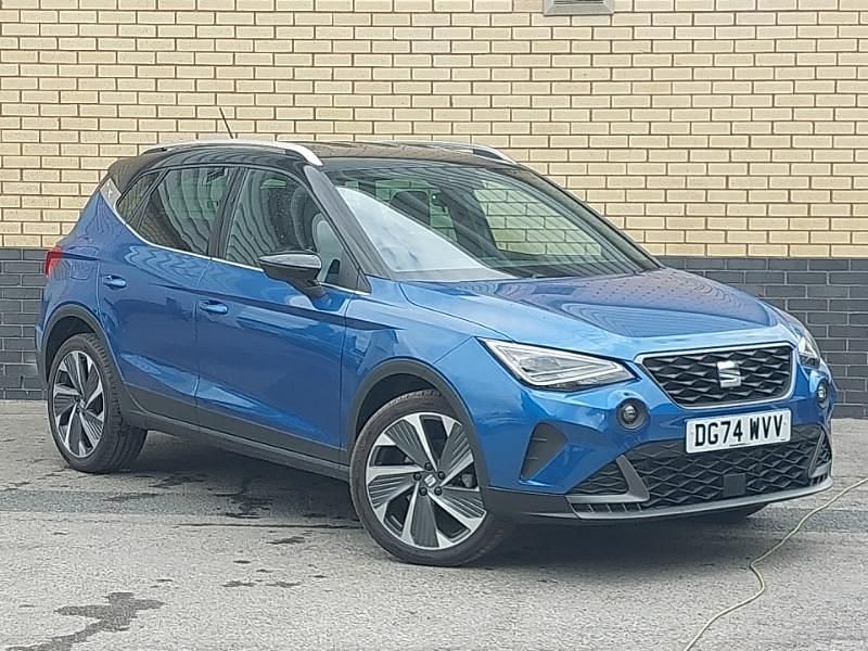 Blue Used 2024 Seat Arona FR Sport SUV | £19,298 (A bit pricey) - Image 1/4