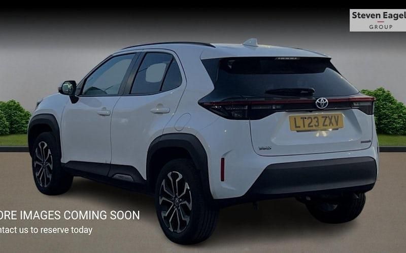 Used Toyota Yaris Hybrid Design 116 HP (85 kW) 2026 Estate