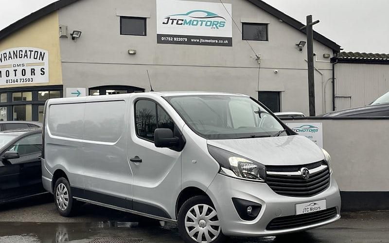 Used 2018 Vauxhall Vivaro Sportive MPV | £10,500 (Fair price) - Image 1/1