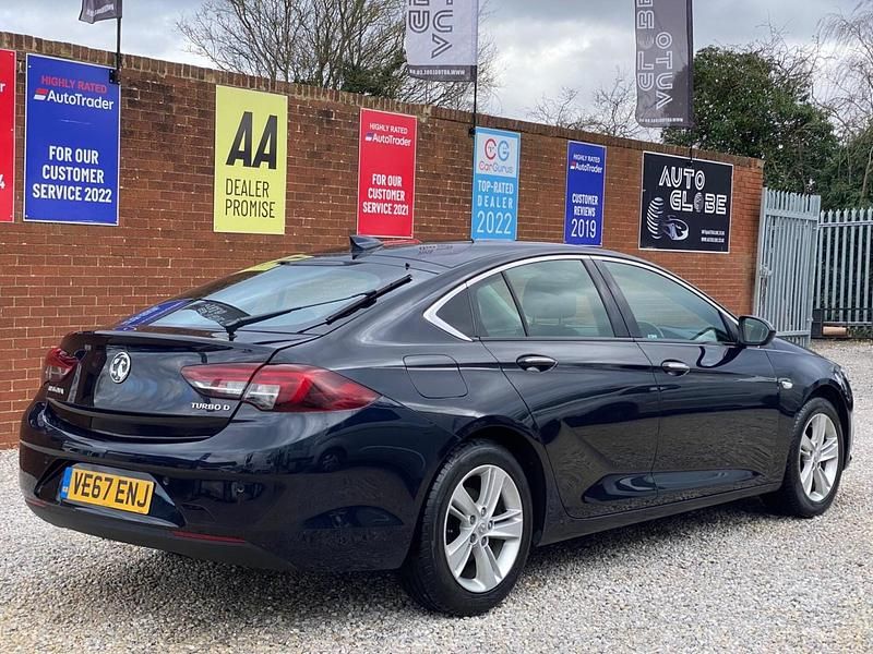 Used Vauxhall Insignia Sport 2017 Blue Hatchback