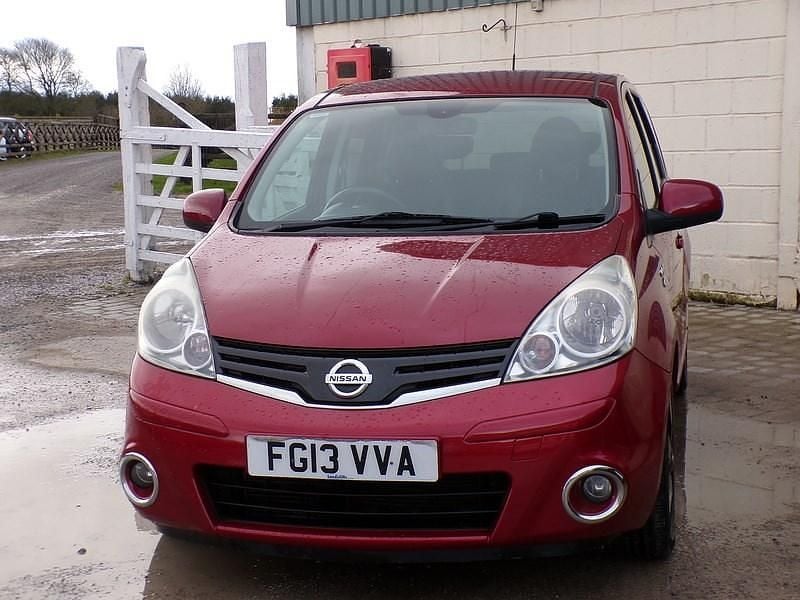 Used Nissan Note N-TEC 90 HP (66 kW) 2013 Red MPV