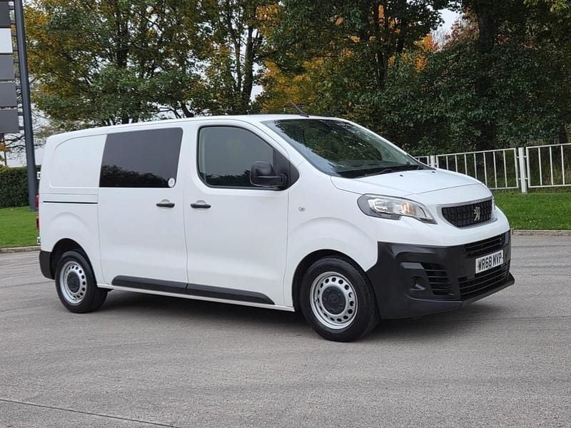White Used 2018 Peugeot Expert S Van | £9,645 - Image 1/4
