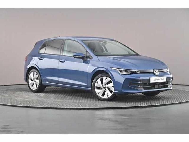 Used 2024 VW Golf VIII | £21,433 (Fair price) - Image 1/4