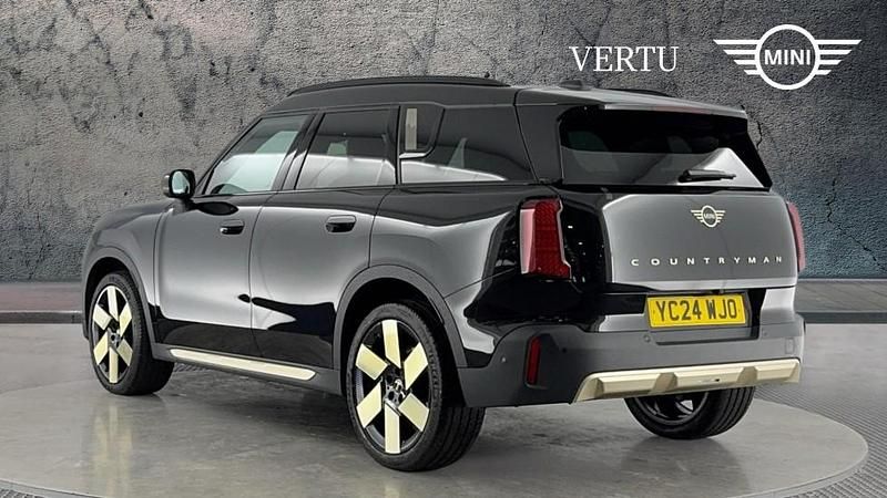 Used Mini Countryman Exclusive 170 HP (125 kW) 2024 Black SUV