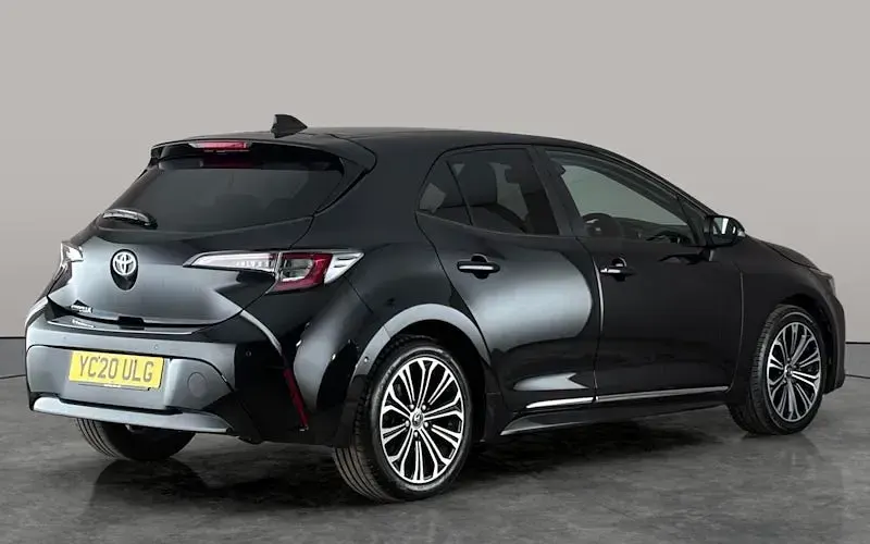 Used Toyota Corolla Design 116 HP (85 kW) 2019 Black Hatchback