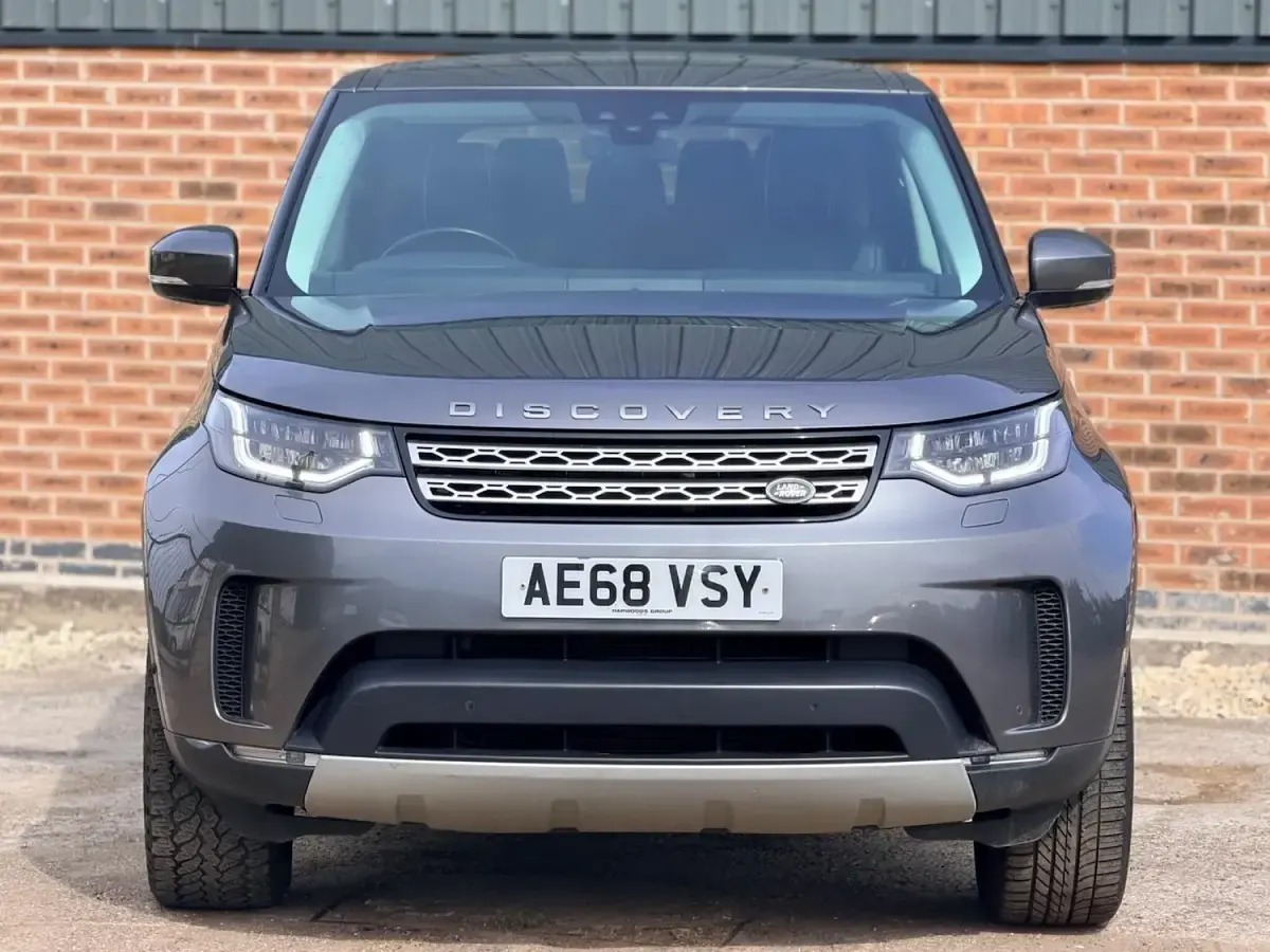 Used Land Rover Discovery 5 HSE 2018 Grey SUV
