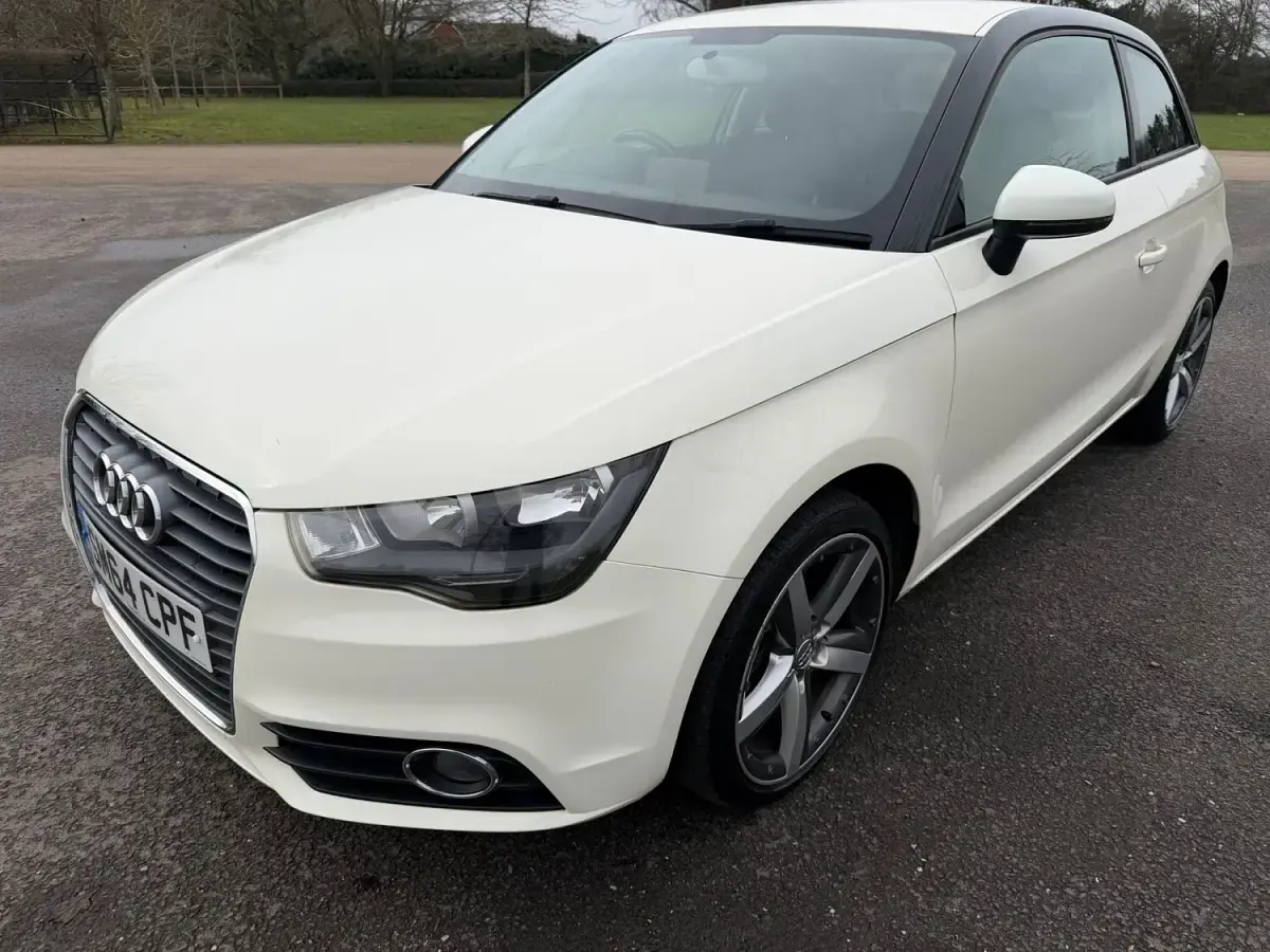 Used Audi A1 Sport 122 HP (89 kW) 2014 White Hatchback