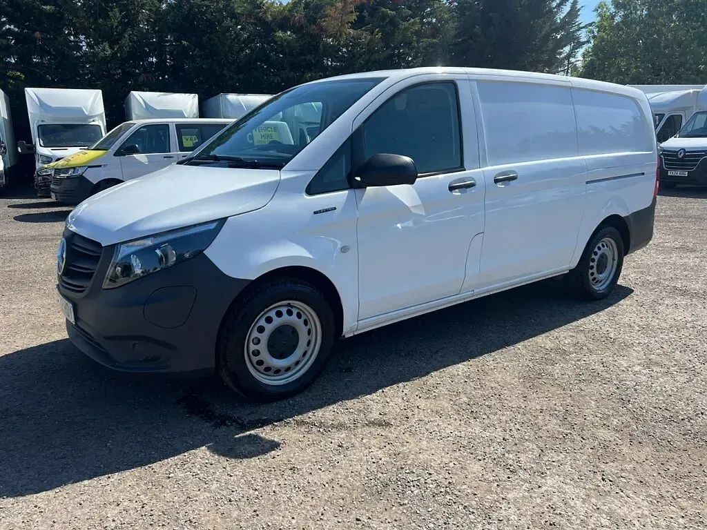 Used Mercedes e-Vito Progressive 85 kW (116 HP) 2023 White Van