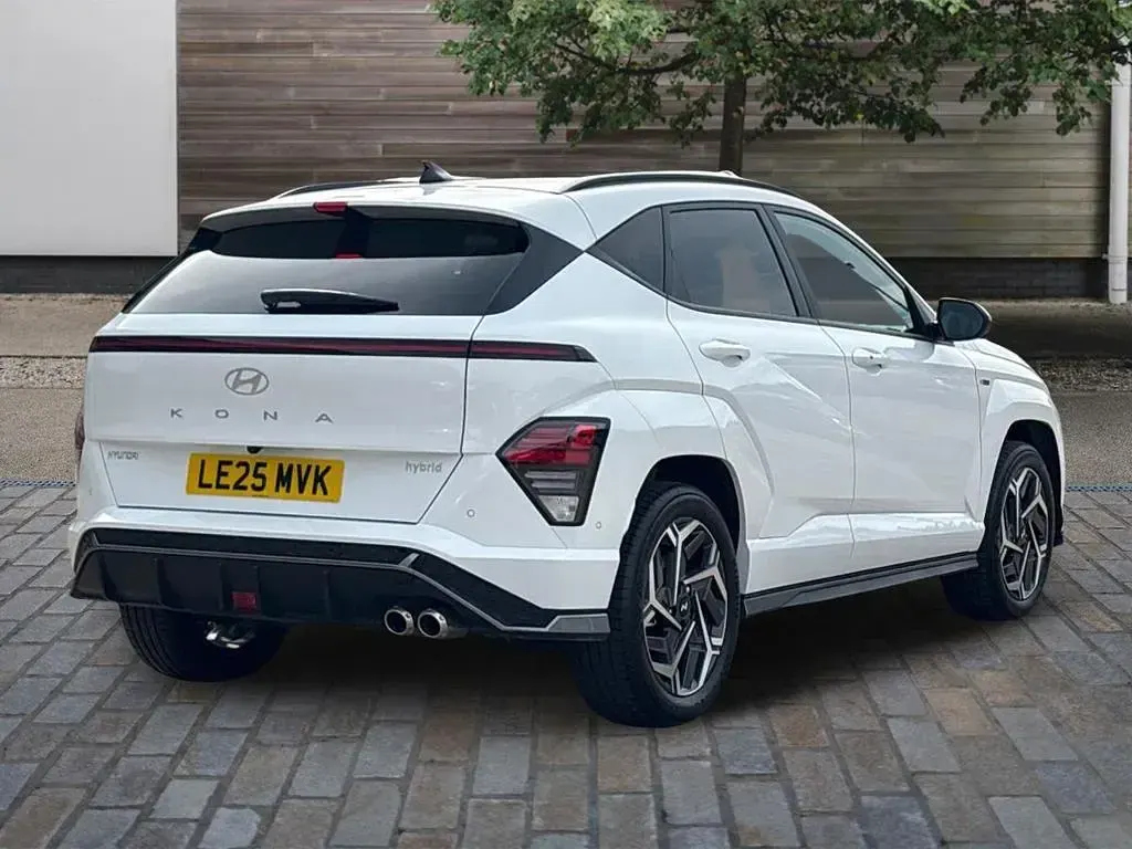Used Hyundai Kona N Line 129 HP (94 kW) 2025 White SUV