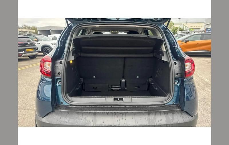 Used Renault Captur Play 90 HP (66 kW) 2018 Other SUV