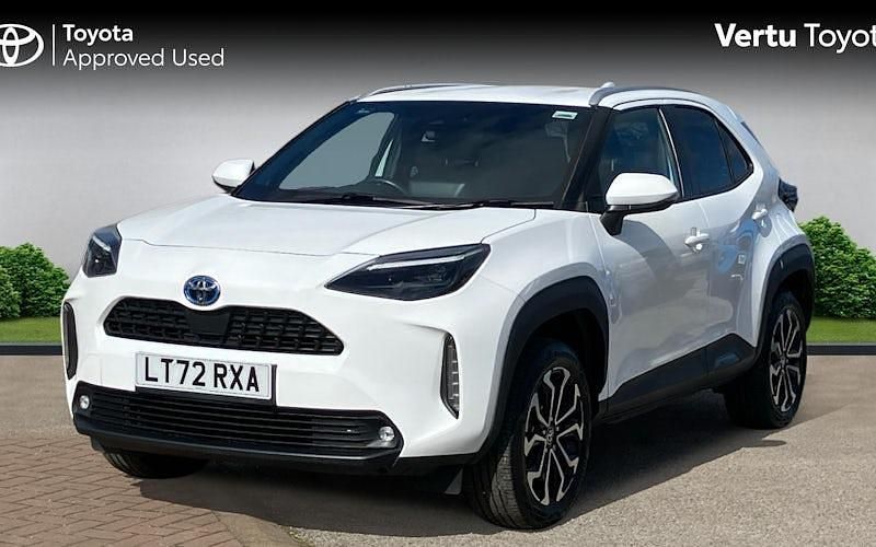 Used Toyota Yaris Hybrid Design 116 HP (85 kW) 2026 Estate