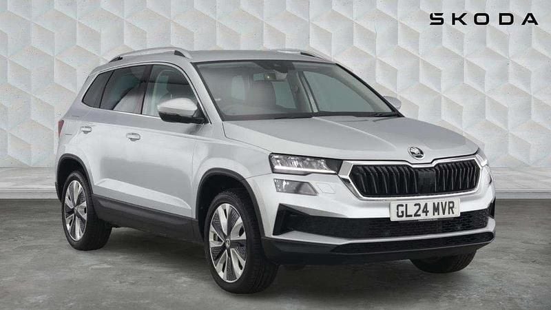 Brilliant silver metallic Used 2024 Skoda Karoq SE L SUV | £21,205 (Fair price) - Image 1/4