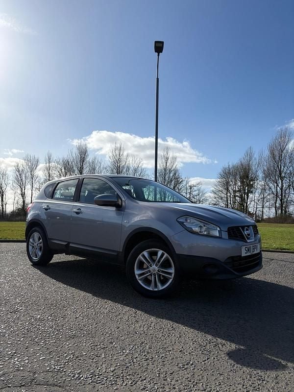 Used Nissan Qashqai Acenta 110 HP (80 kW) 2011 Grey SUV