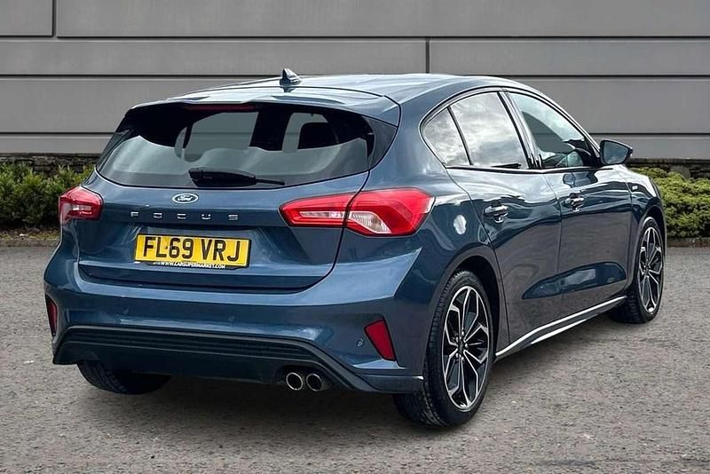 Used Ford Focus ST-Line X 123 HP (90 kW) 2020 Blue Hatchback