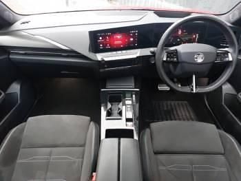 Used Vauxhall Astra Ultimate 114 kW (156 HP) 2024 Red Estate