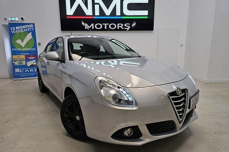 White Used 2014 Alfa Romeo Giulietta Progression Hatchback | £5,495 (Fair price) - Image 1/1
