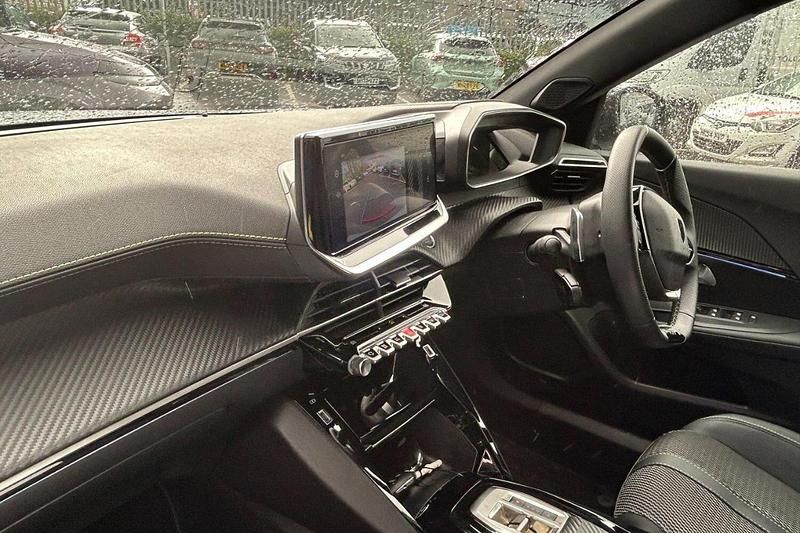 Used Peugeot 2008 GT 143 HP (105 kW) 2025 White SUV