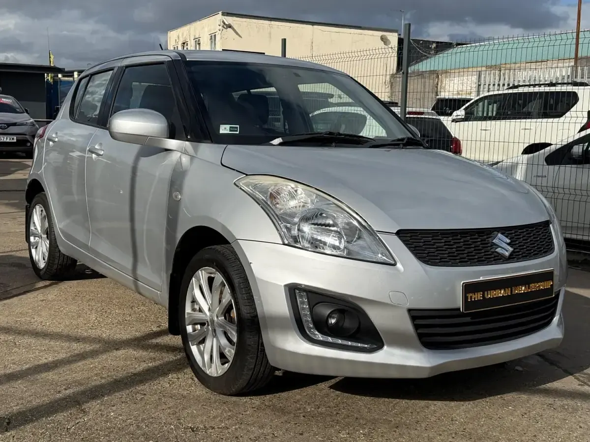 Used Suzuki Swift SZ3 94 HP (69 kW) 2014 Silver Hatchback