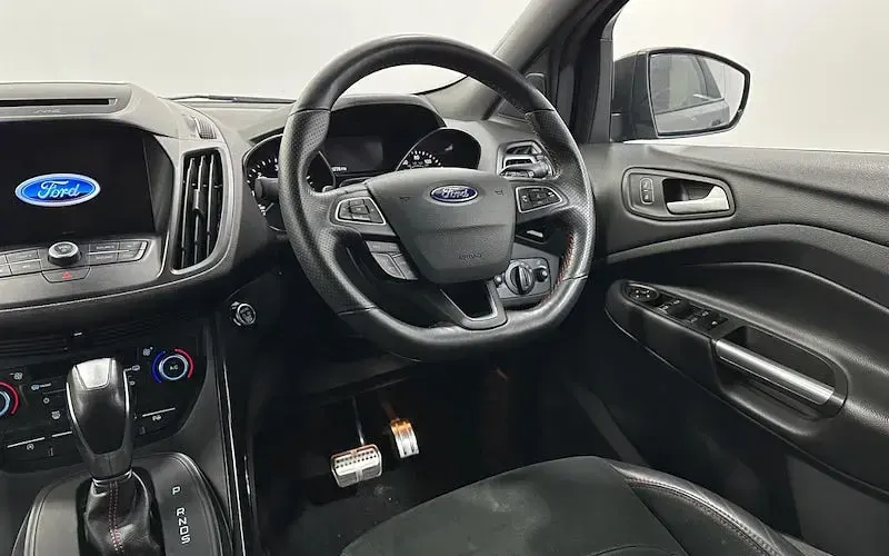 Used Ford Kuga ST-Line 180 HP (132 kW) 2019 Grey SUV