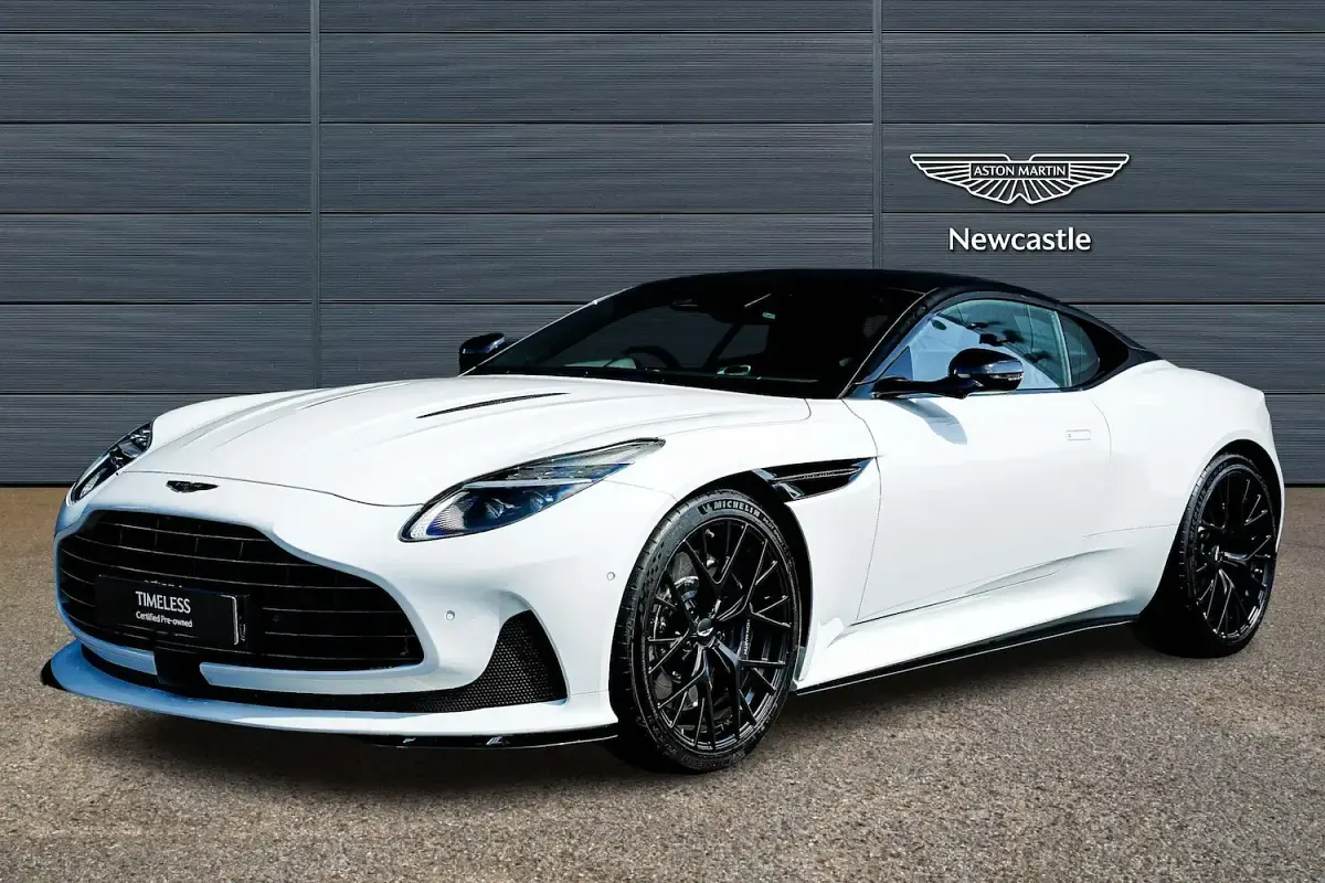 New Aston Martin V8 680 HP (500 kW) 2026 White Coupe
