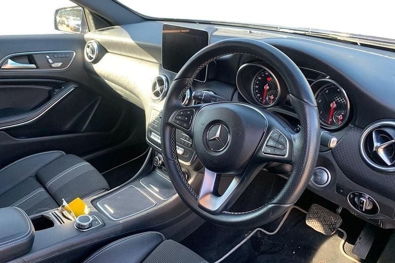 Used Mercedes A200 Sport Edition 136 HP (100 kW) 2018 Blue Hatchback