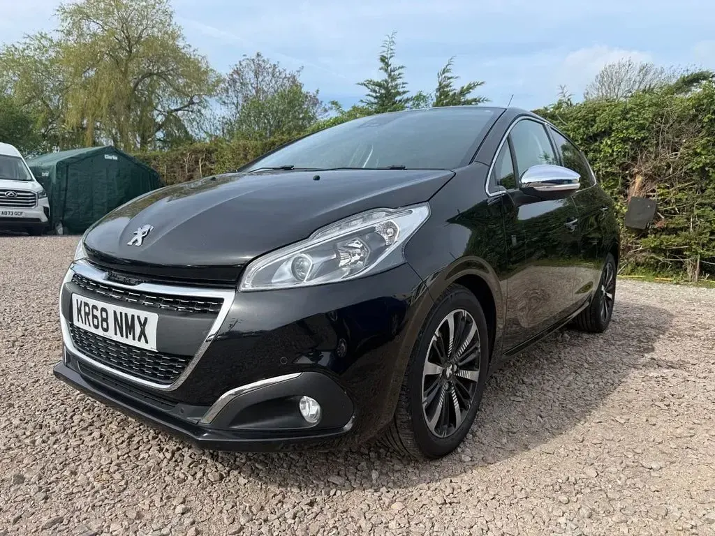 Used Peugeot 208 S 100 HP (73 kW) 2018 Black Hatchback