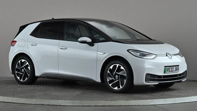 White Used 2022 VW ID.3 Pro Performance Hatchback | £17,798 (A bit pricey) - Image 1/3