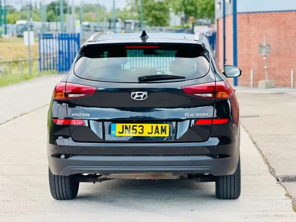 Used Hyundai Tucson SE 2020 Black SUV