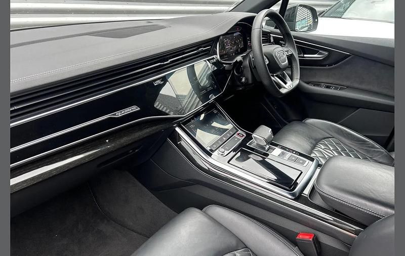 Używany Audi SQ7 Black Edition 507 KM (372 kW) 2023 Czarny SUV