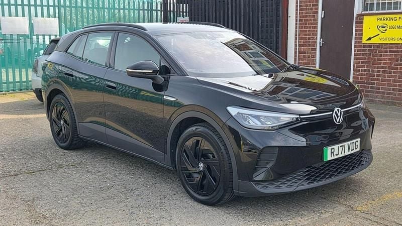 Begagnad VW ID.4 Pro Performance 150 kW (204 HK) 2021 Svart SUV