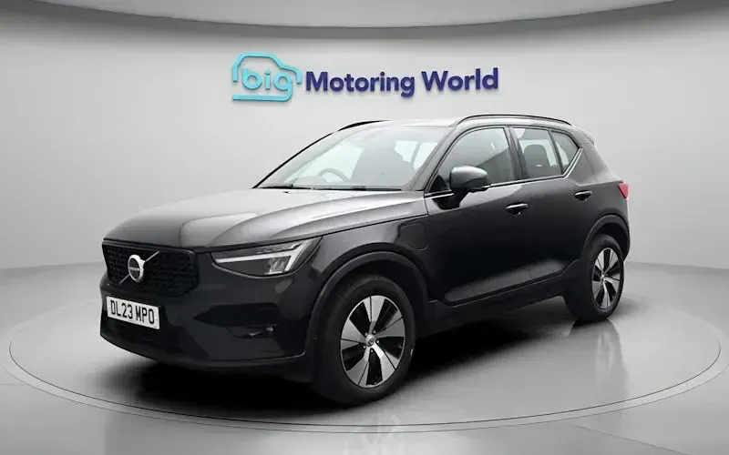 Used Volvo XC40 Plus 211 HP (155 kW) 2023 Black SUV