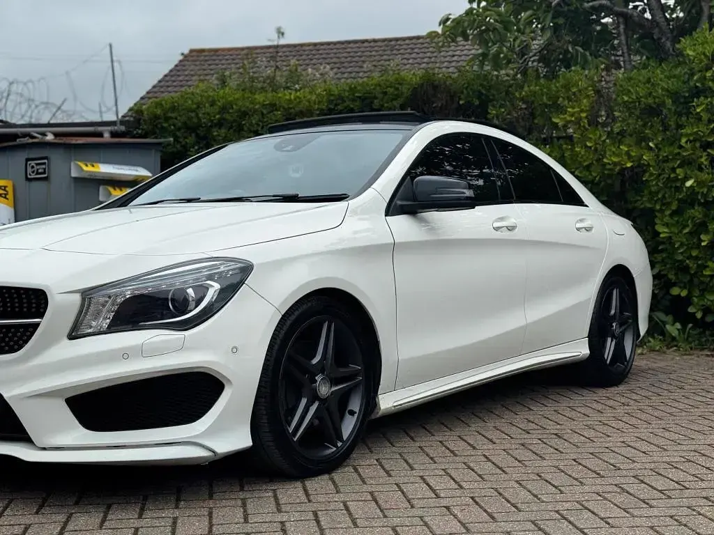 Used Mercedes CLA220 AMG 170 HP (125 kW) 2013 White Coupe