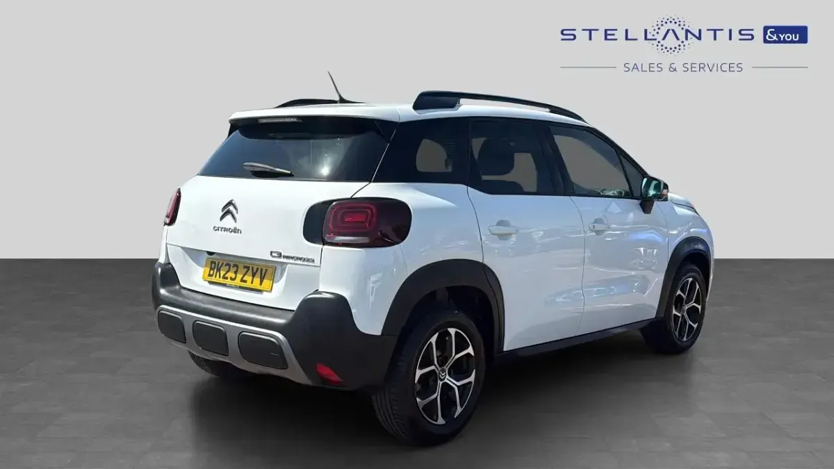 Used Citroën C3 Aircross PureTech 108 HP (79 kW) 2023 White SUV