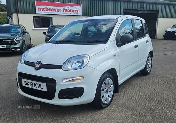 White Used 2016 Fiat Panda Pop Hatchback | £5,250 (Fair price) - Image 1/4