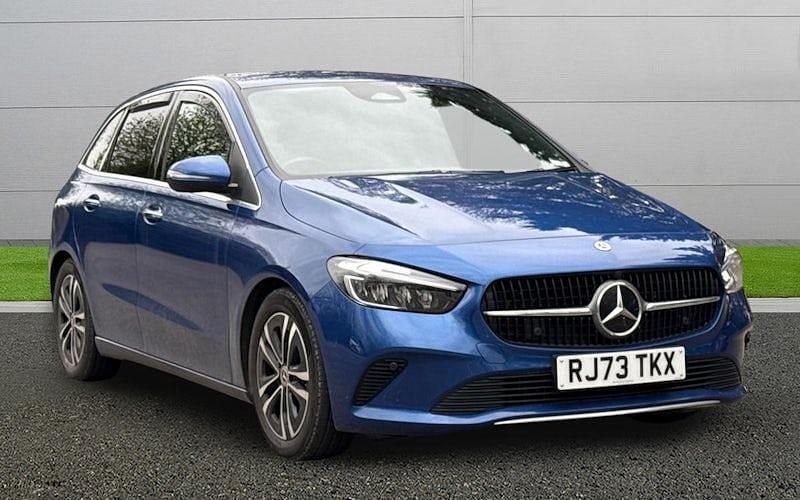 Used Mercedes B200 Executive 163 HP (119 kW) 2024 Blue MPV