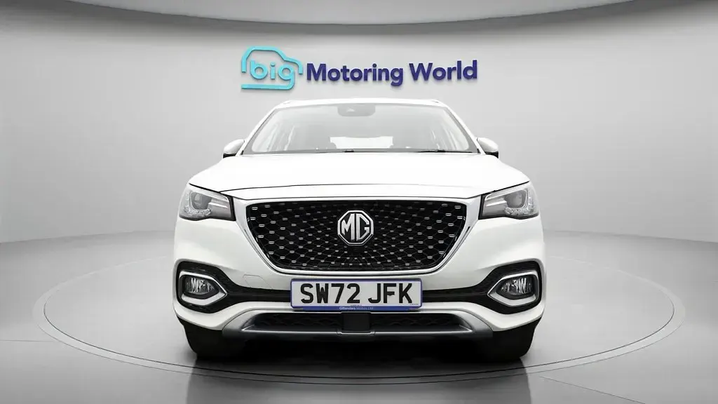 Used MG HS 2023 White SUV