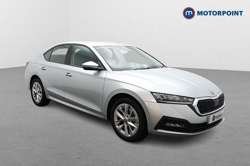 Silver Used 2024 Skoda Octavia SE Technology Hatchback | £19,799 (Good price) - Image 1/4