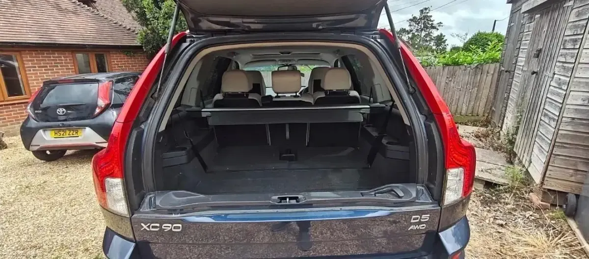 Used Volvo XC90 R-Design 200 HP (147 kW) 2014 Blue SUV
