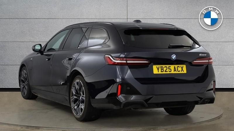 Used BMW 530e M Sport 295 HP (216 kW) 2025 Black Estate