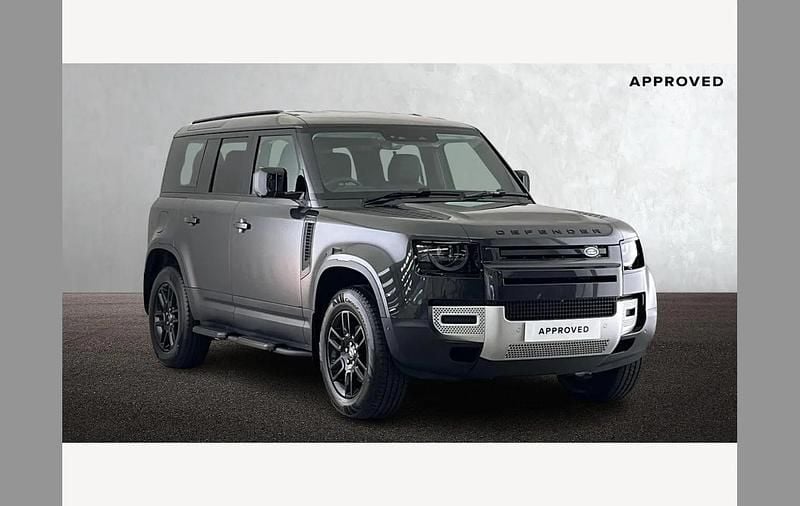Grey Used 2025 Land Rover Defender S SUV | £60,990 (Super price) - Image 1/4