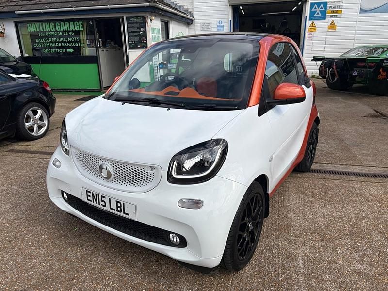 Used Smart ForTwo Coupé Edition #1 90 HP (66 kW) 2015 White Coupe