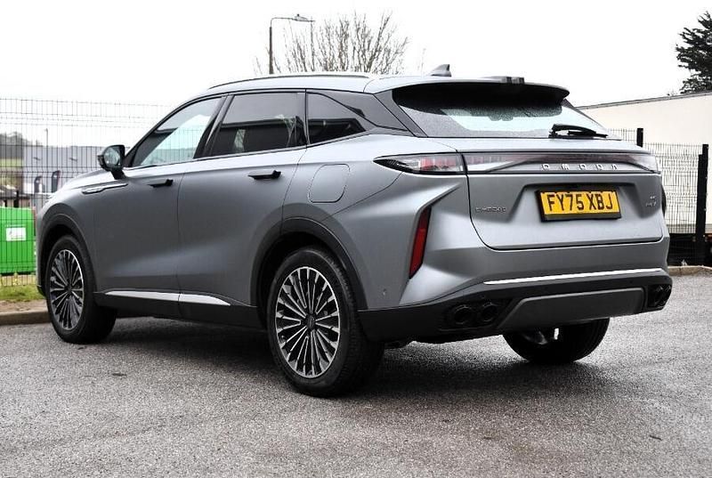 Used Omoda 9 449 HP (330 kW) 2025 Grey SUV