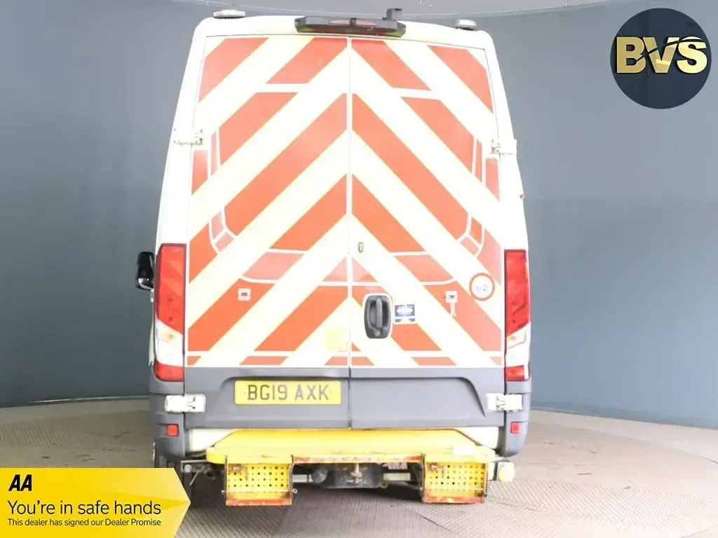Used Iveco Daily 116 HP (85 kW) 2019 White Van