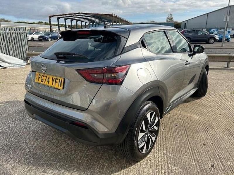 Gebraucht Nissan Juke Acenta Premium 114 PS (83 kW) 2025 Grau SUV