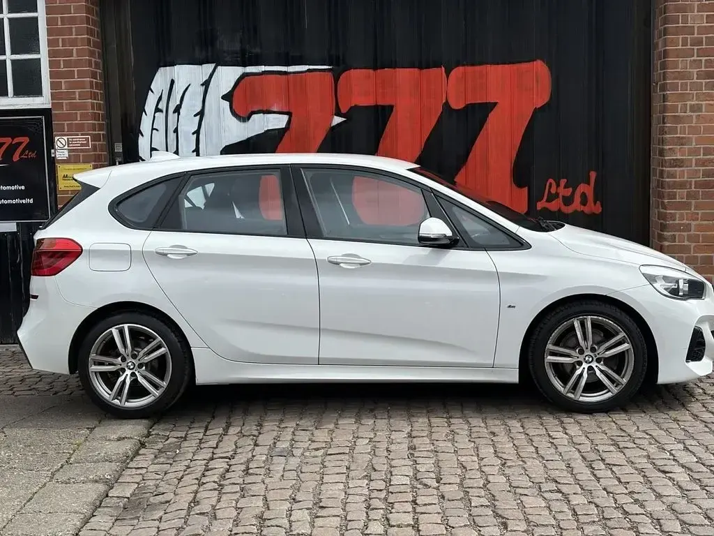 Used BMW 218 M Sport 140 HP (102 kW) 2018 White MPV